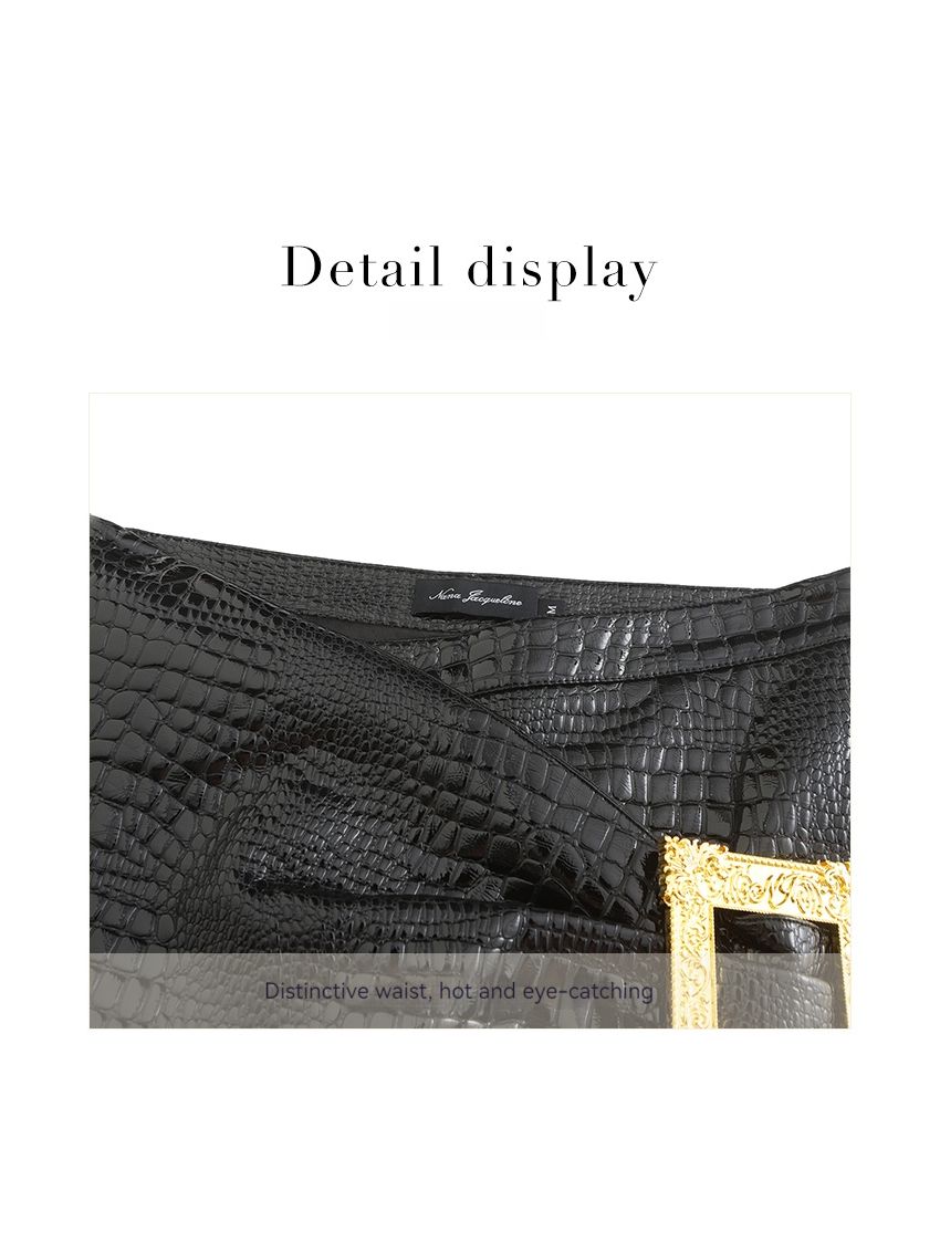 Vintage gold buckle decorative leather skirt