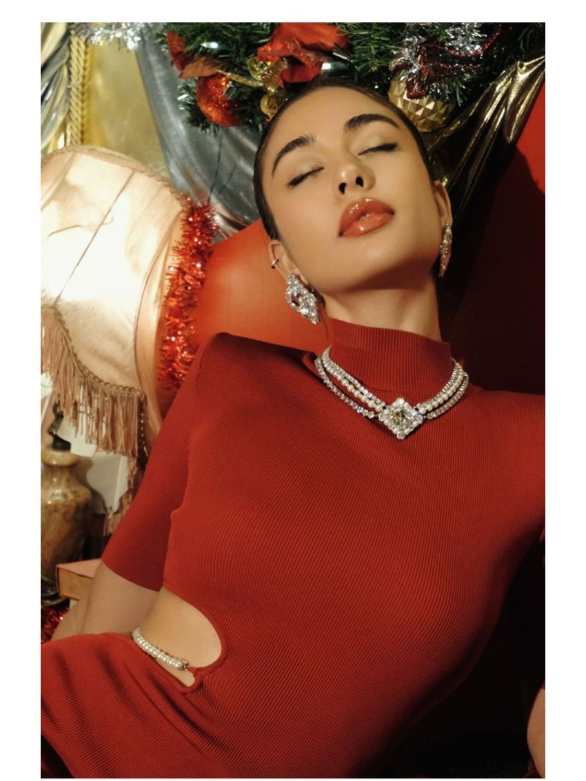 Hollow Knitted Pearl Sexy Hot Girl Skirt